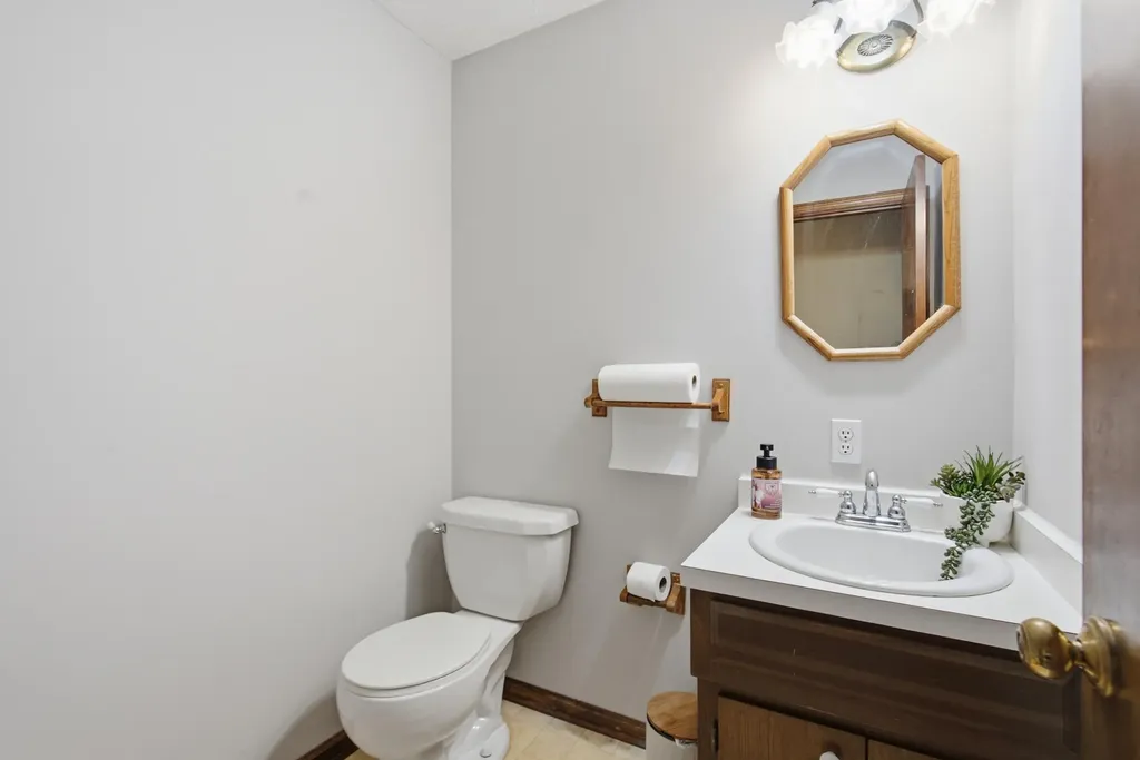 24 Ashlock Drive Lancaster KY 40444