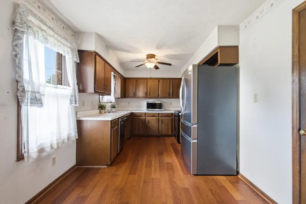 24 Ashlock Drive Lancaster KY 40444