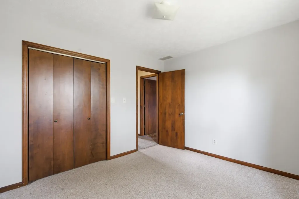 24 Ashlock Drive Lancaster KY 40444