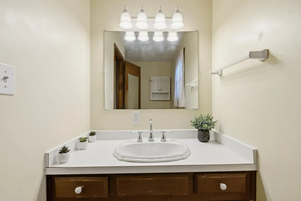 24 Ashlock Drive Lancaster KY 40444