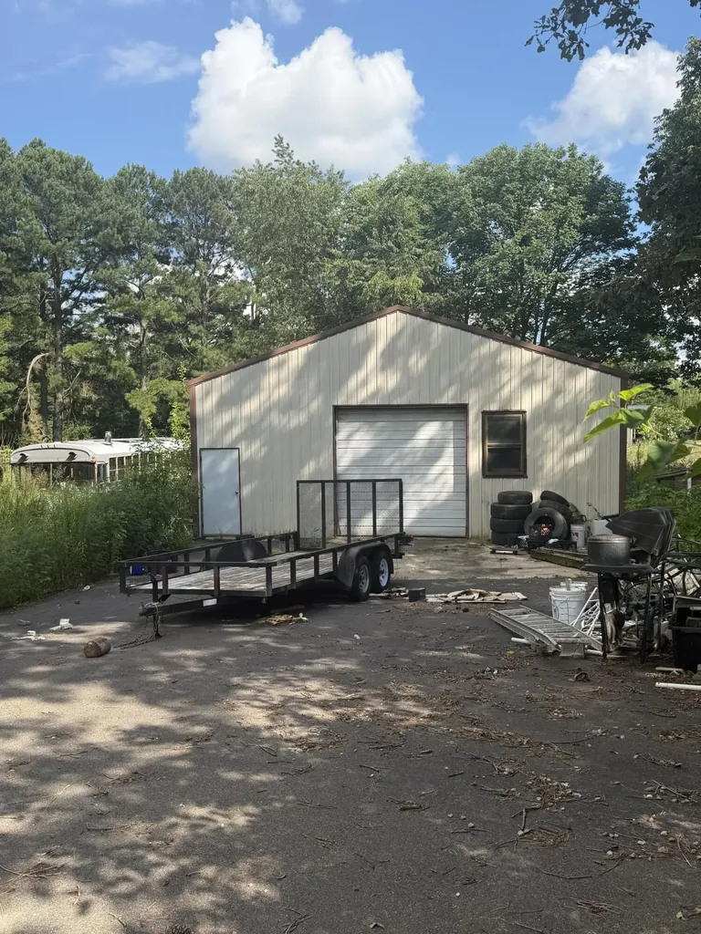 1446 Ky-440 Mayfield KY 42066