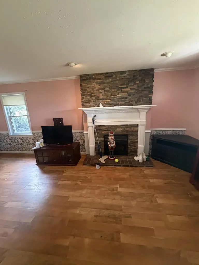 1446 Ky-440 Mayfield KY 42066