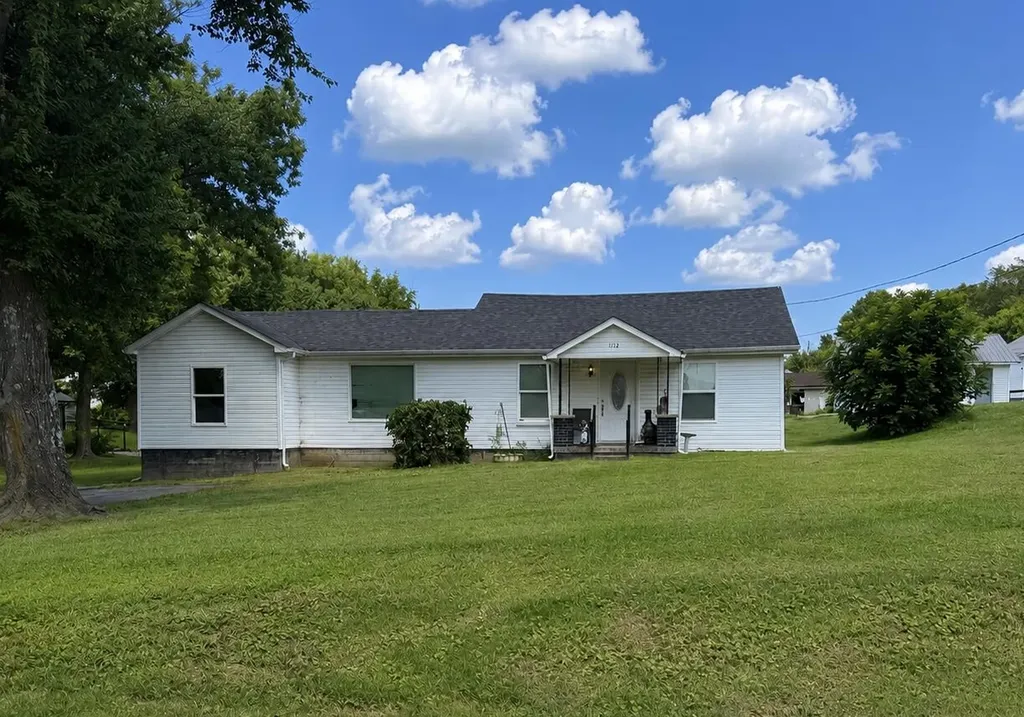 1112 E Rice Lane Richmond KY 40475
