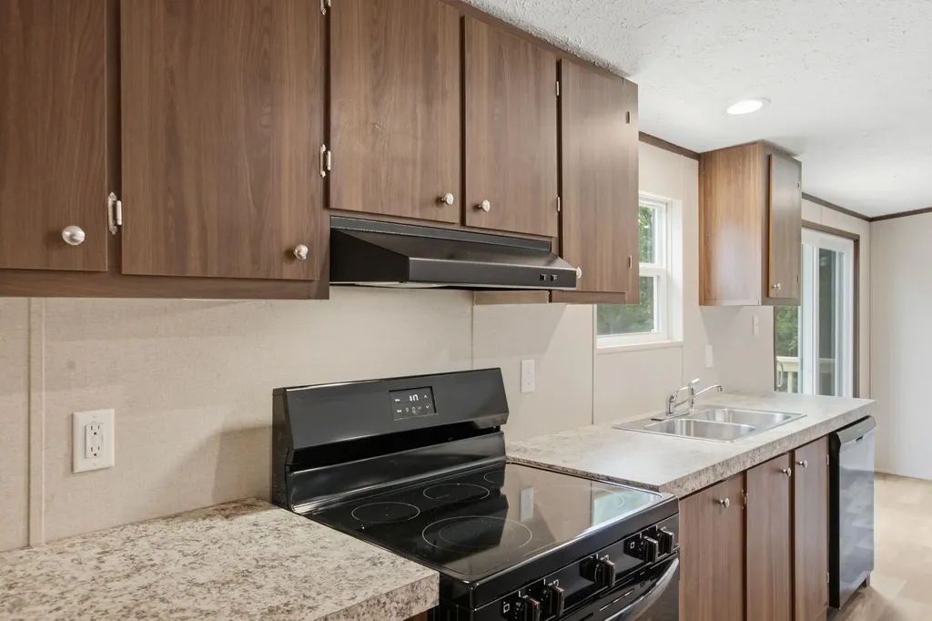 1235 Ky-328 Waynesburg KY 40489