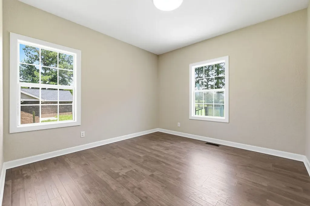 64 Drew Drive Murray KY 42071