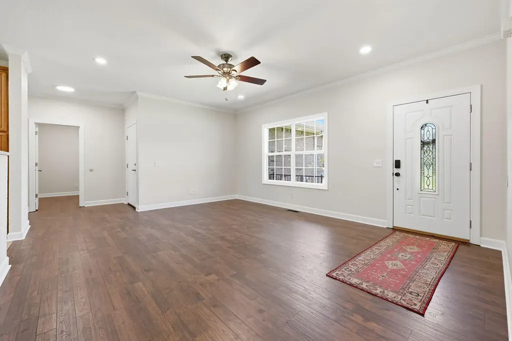 64 Drew Drive Murray KY 42071