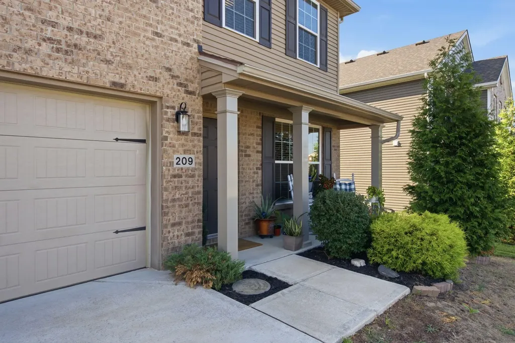 209 Sinclair Court Georgetown KY 40324
