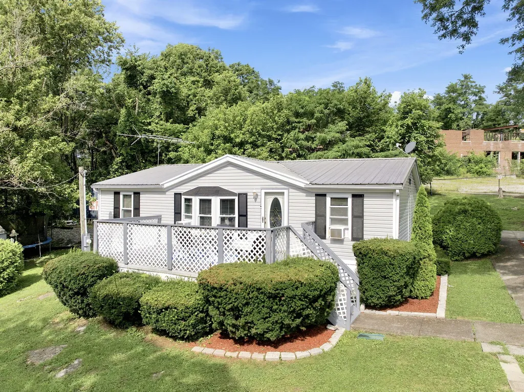 203 College Street Sadieville KY 40370