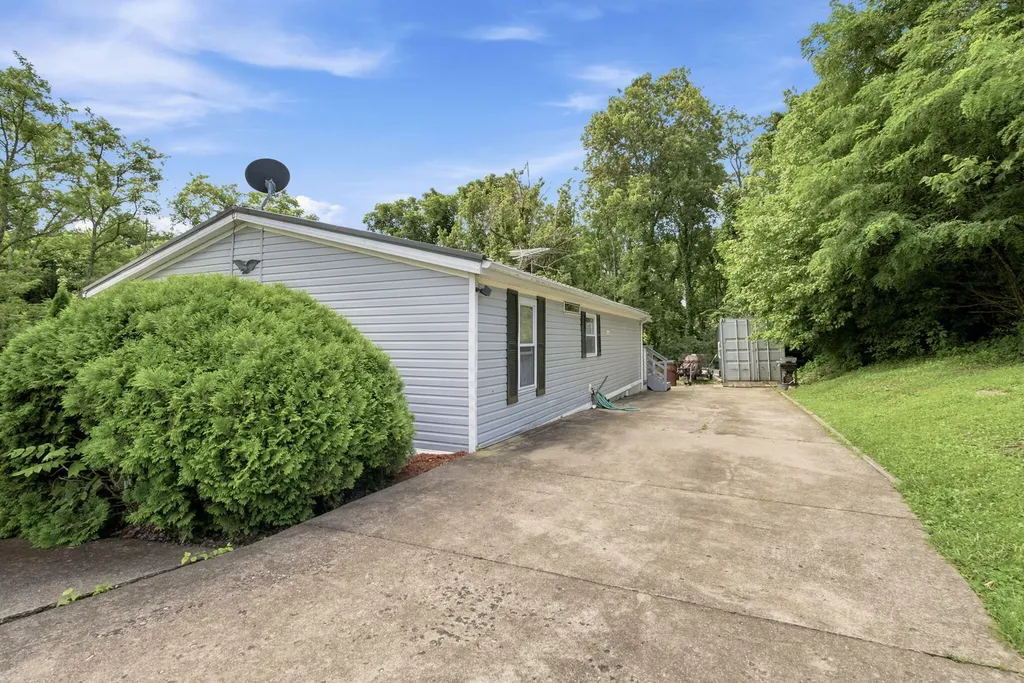 203 College Street Sadieville KY 40370