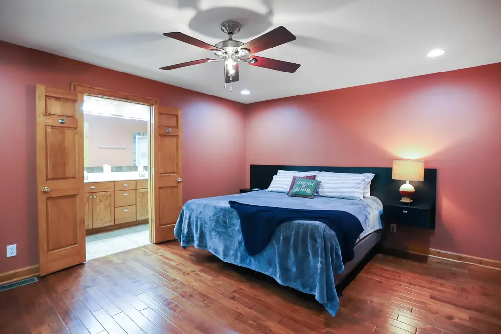 1386 Boatwright Trail Murray KY 42071