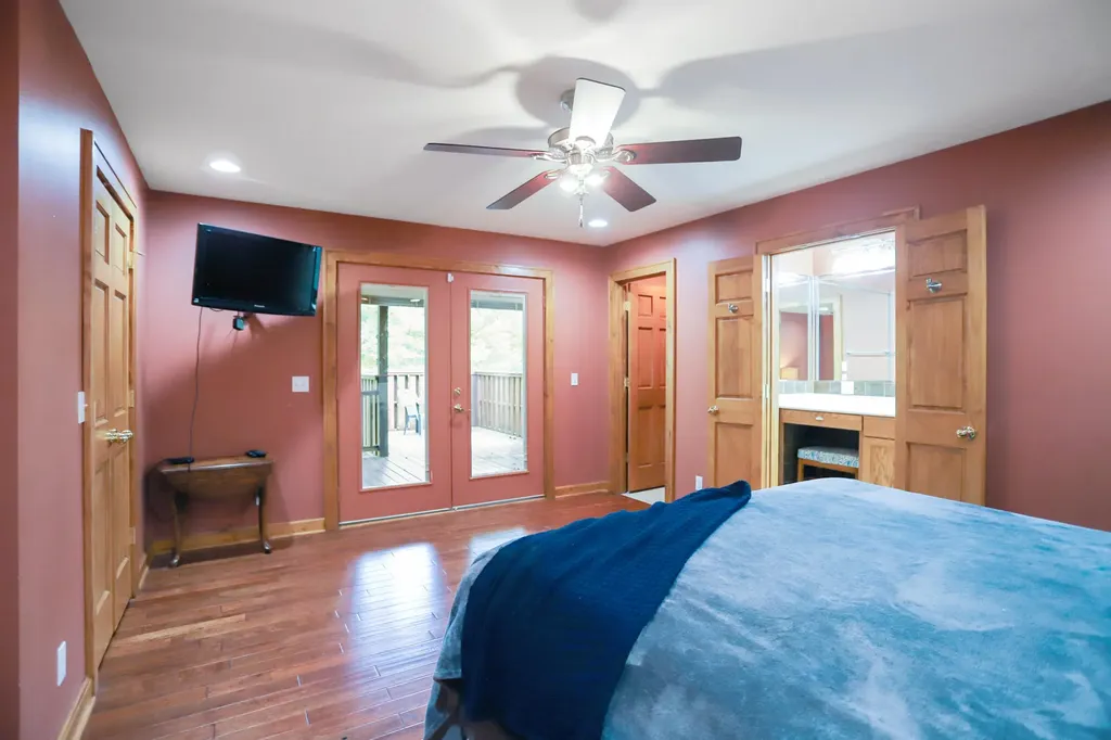 1386 Boatwright Trail Murray KY 42071