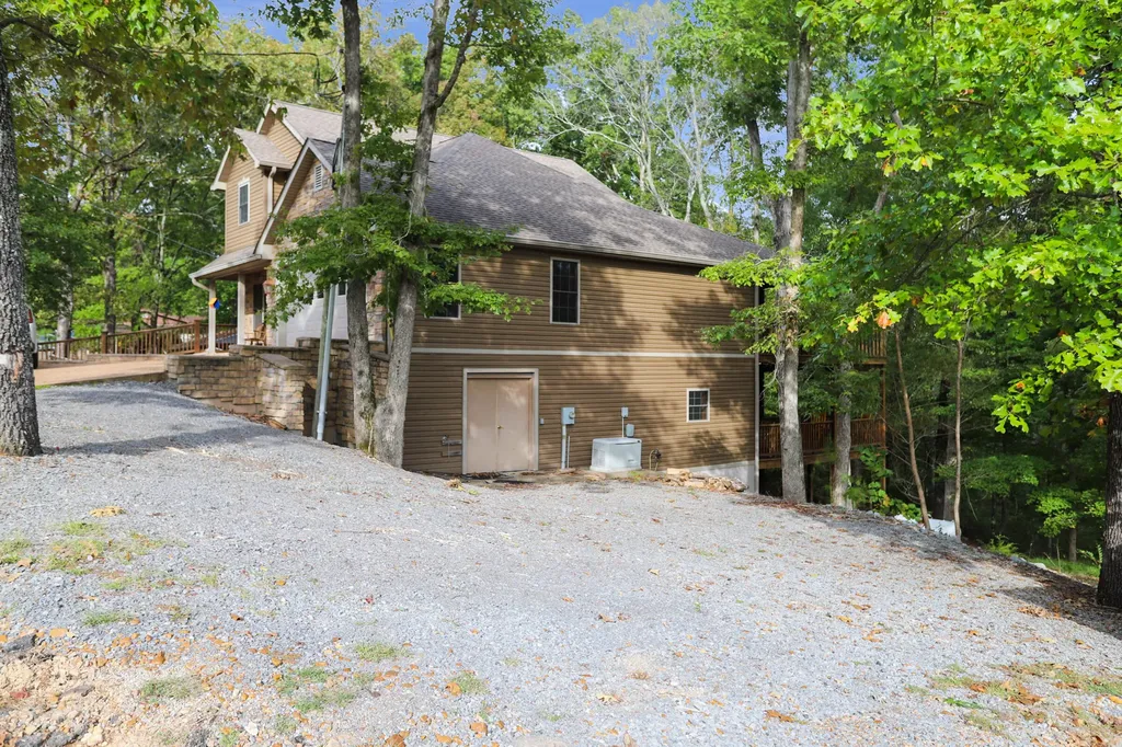1386 Boatwright Trail Murray KY 42071