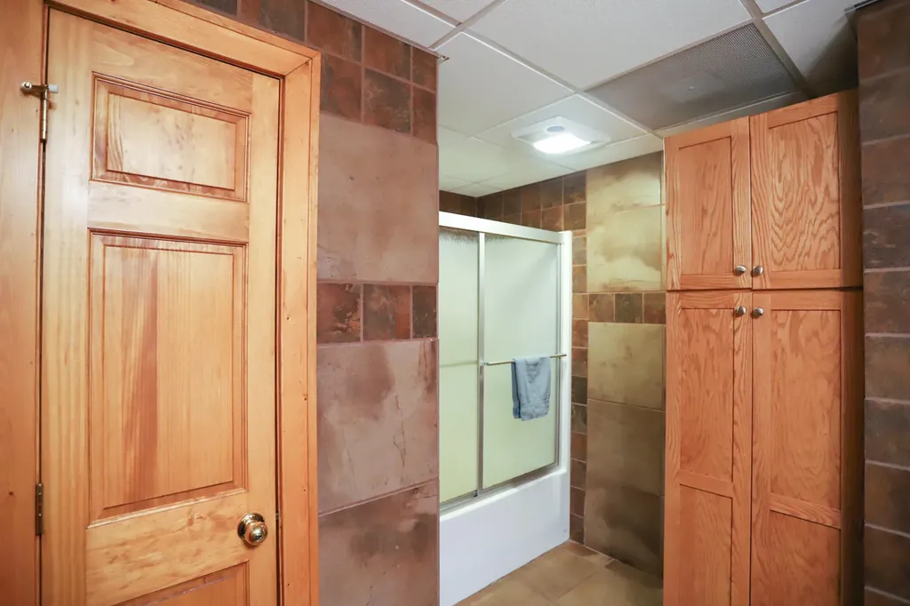 1386 Boatwright Trail Murray KY 42071