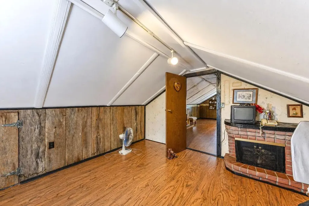 64 Horseshoe Drive Paris KY 40361