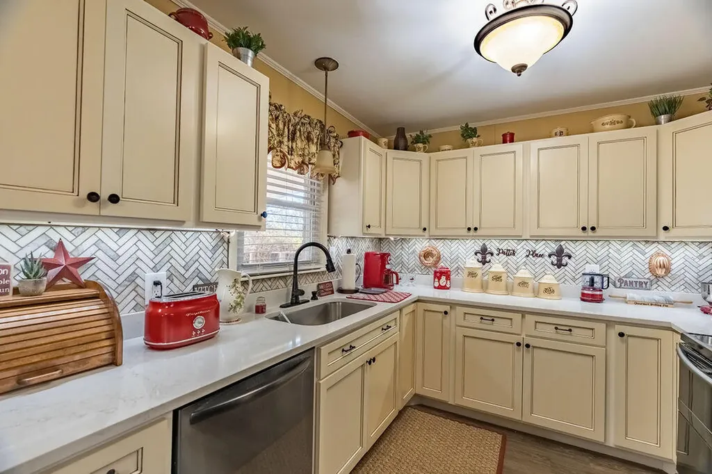 411 Hershey Drive Hopkinsville KY 42240
