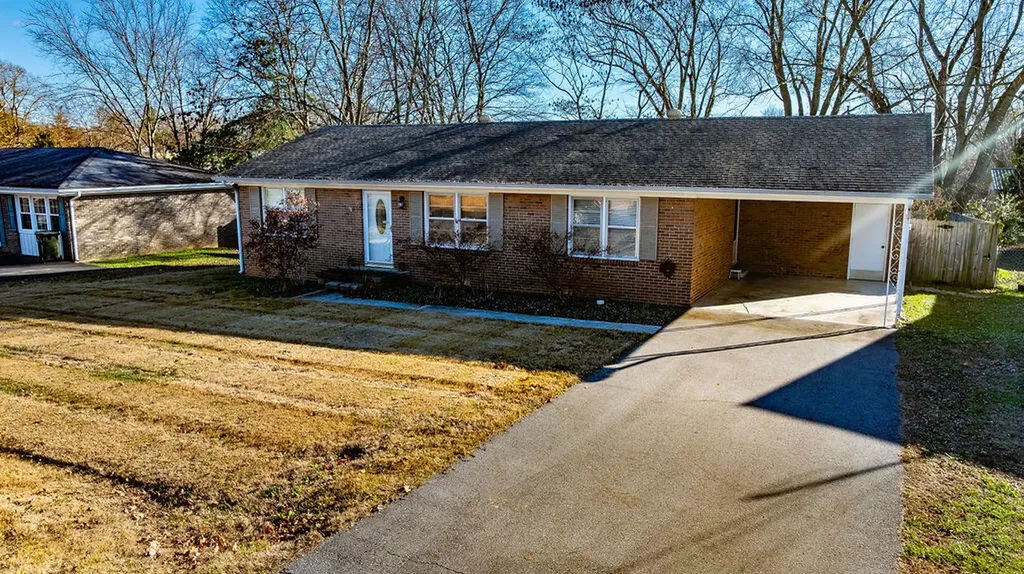411 Hershey Drive Hopkinsville KY 42240