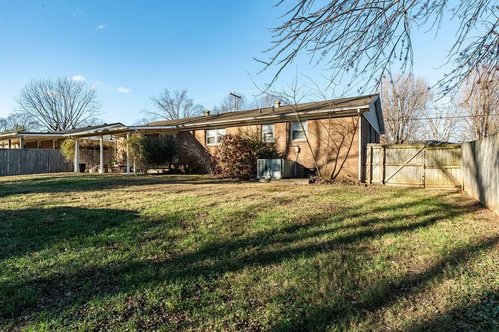 411 Hershey Drive Hopkinsville KY 42240