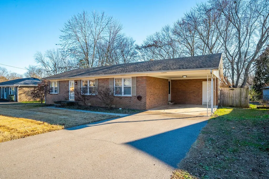 411 Hershey Drive Hopkinsville KY 42240
