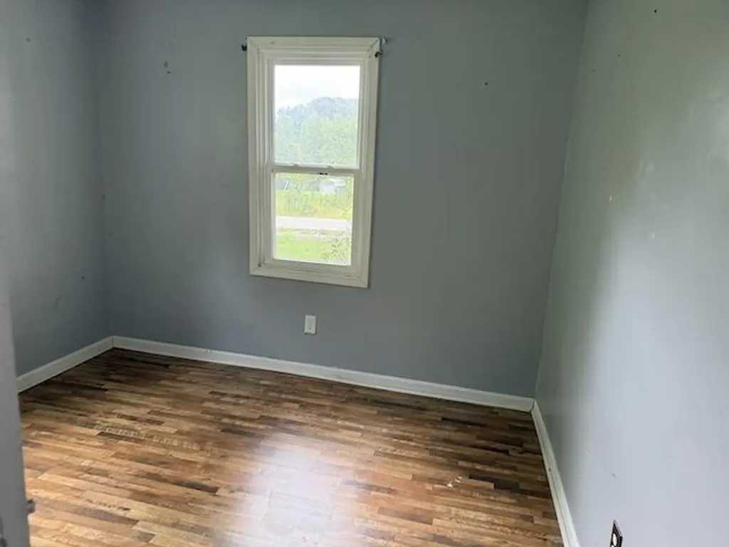 10705 Forkland Road Parksville KY 40464