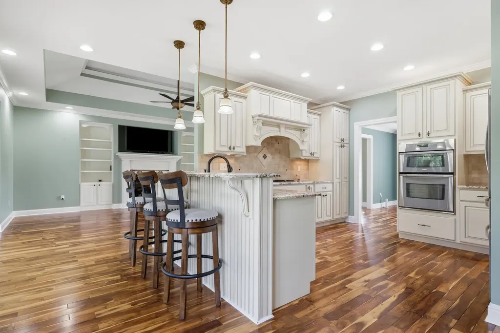 225 Larkspur Lane Paducah KY 42003