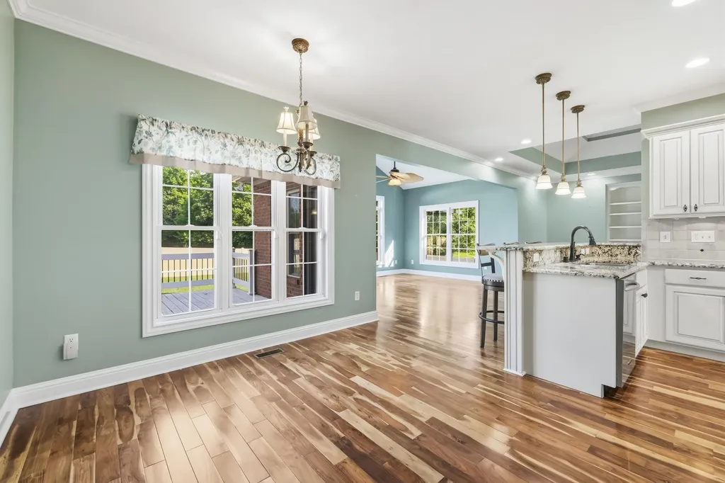 225 Larkspur Lane Paducah KY 42003