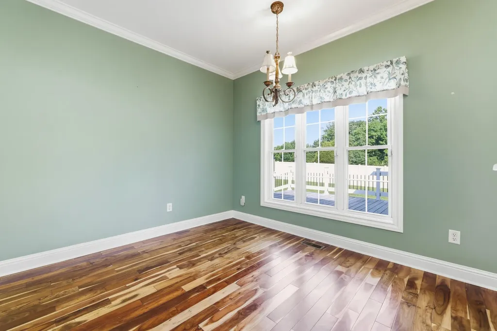 225 Larkspur Lane Paducah KY 42003