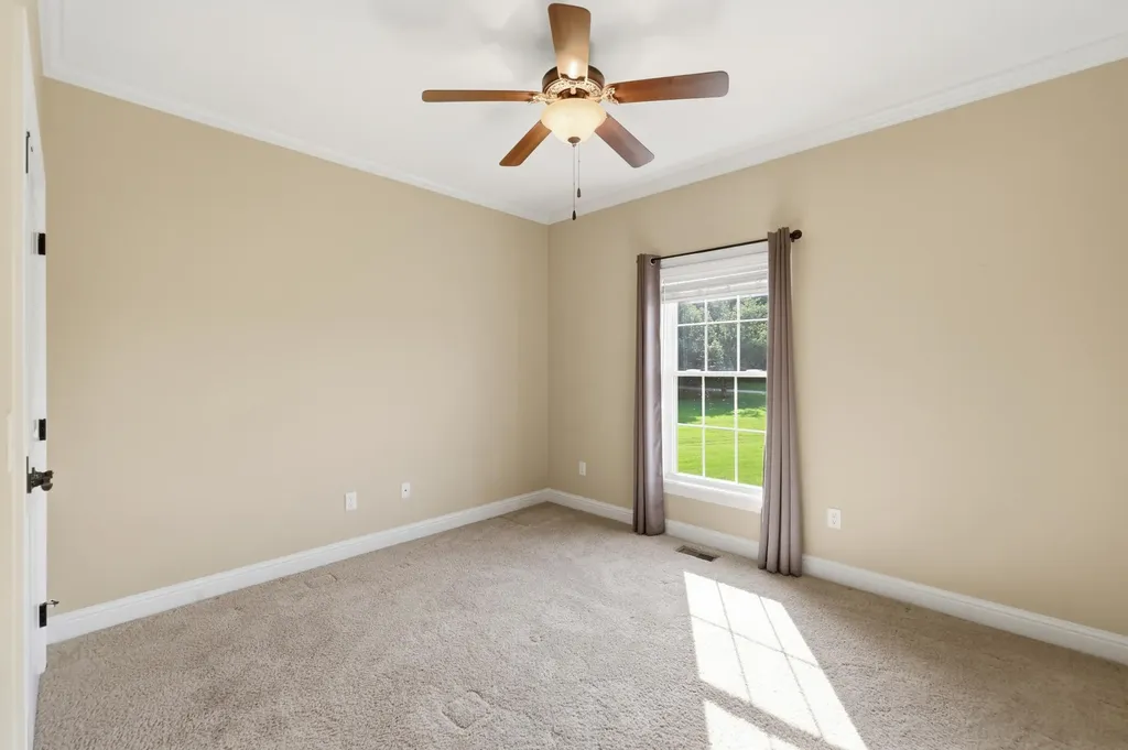 225 Larkspur Lane Paducah KY 42003