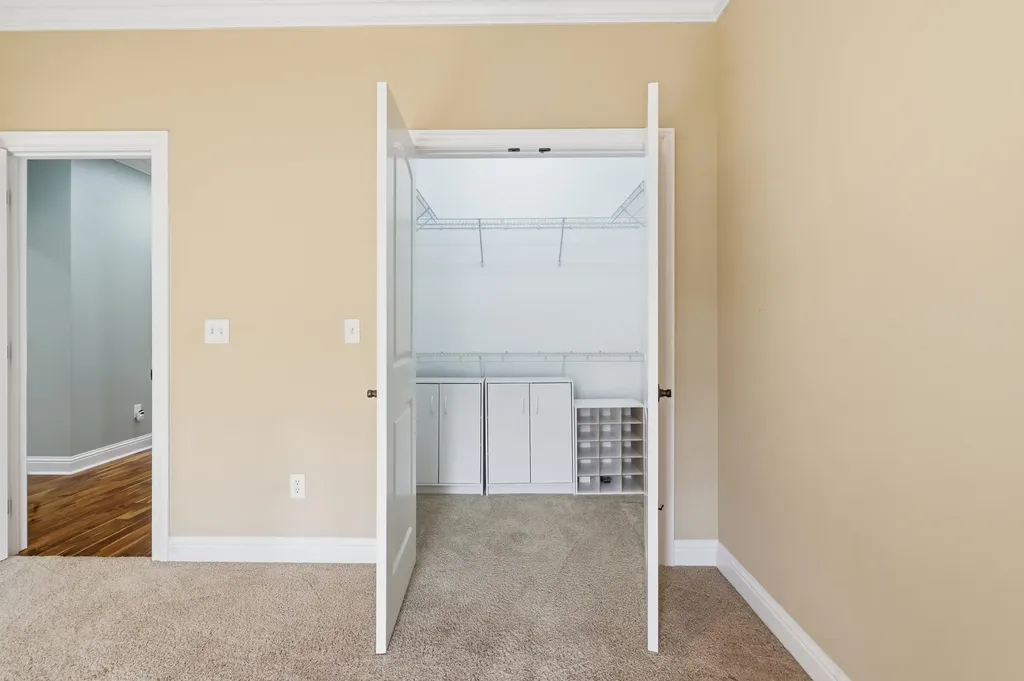 225 Larkspur Lane Paducah KY 42003
