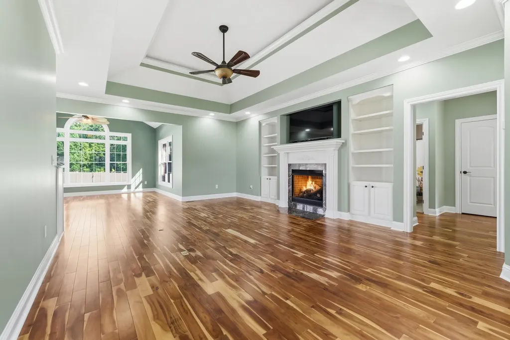 225 Larkspur Lane Paducah KY 42003