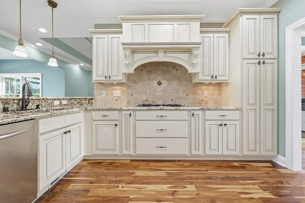 225 Larkspur Lane Paducah KY 42003