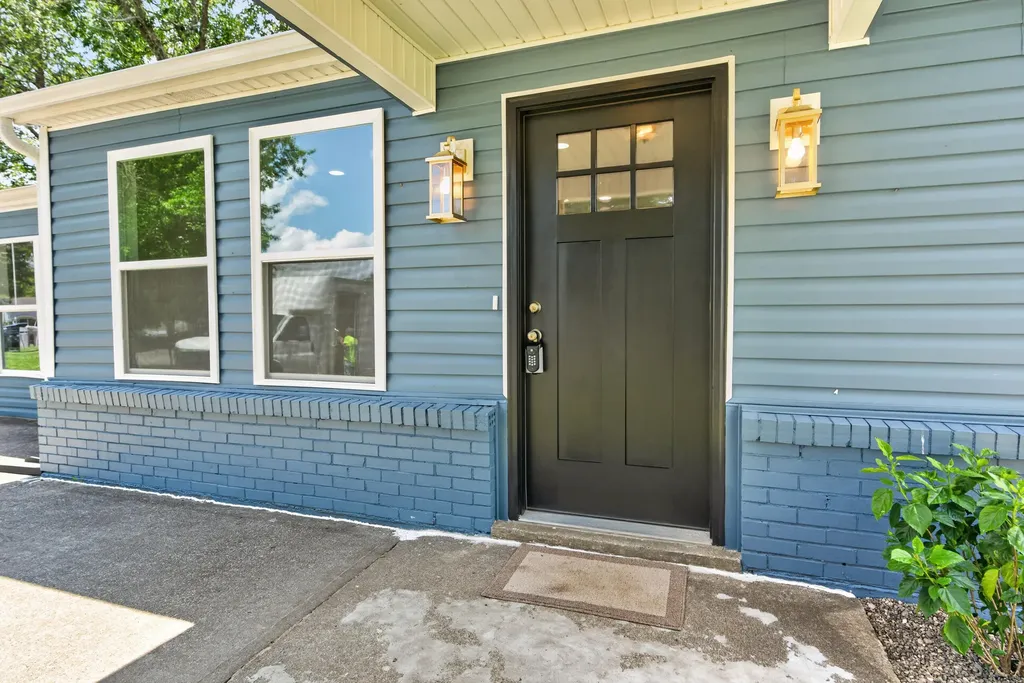 2318 Allen Drive Lexington KY 40505