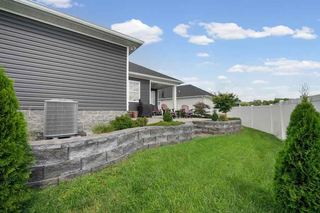 521 Justify Drive Hopkinsville KY 42240