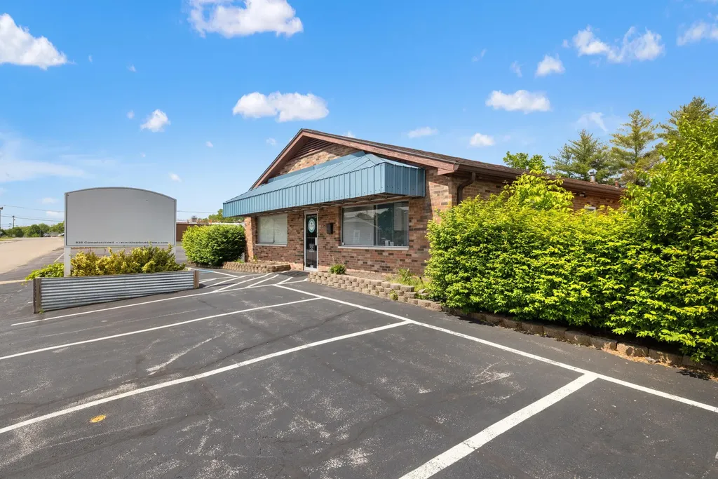 635 Comanche Trail Frankfort KY 40601