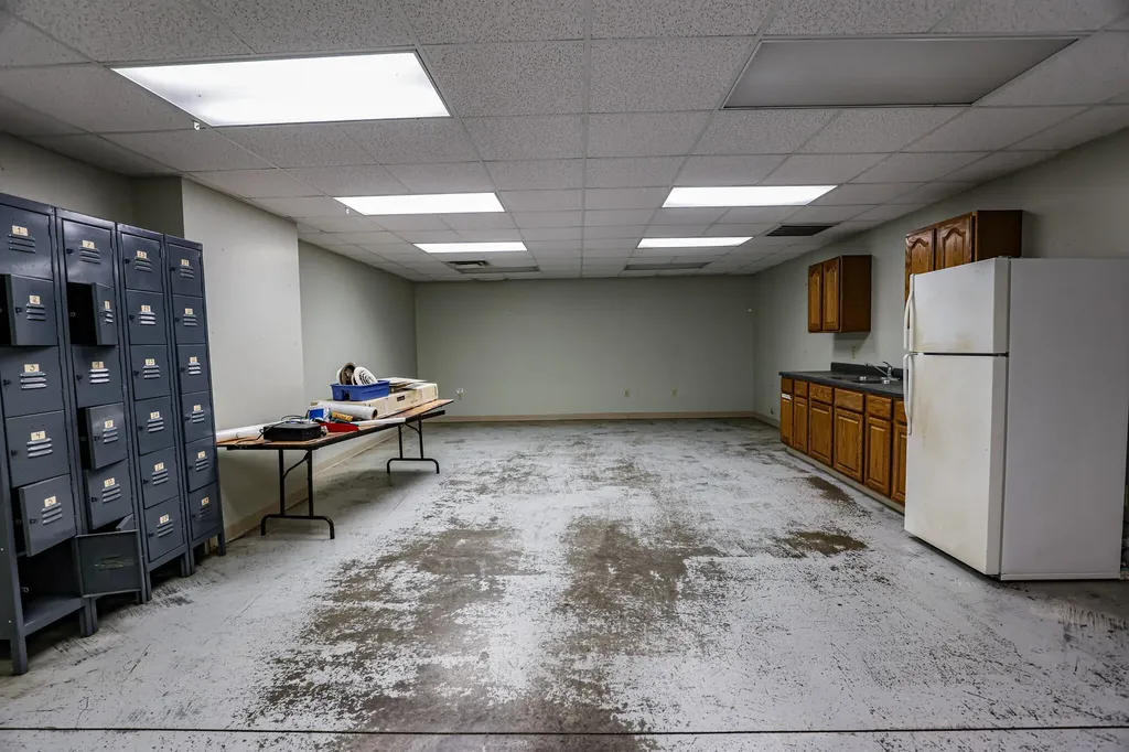 3229 Benton Road Paducah KY 42003