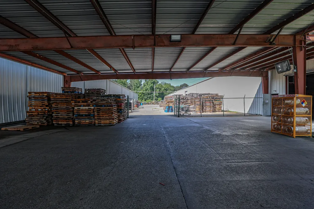 3229 Benton Road Paducah KY 42003