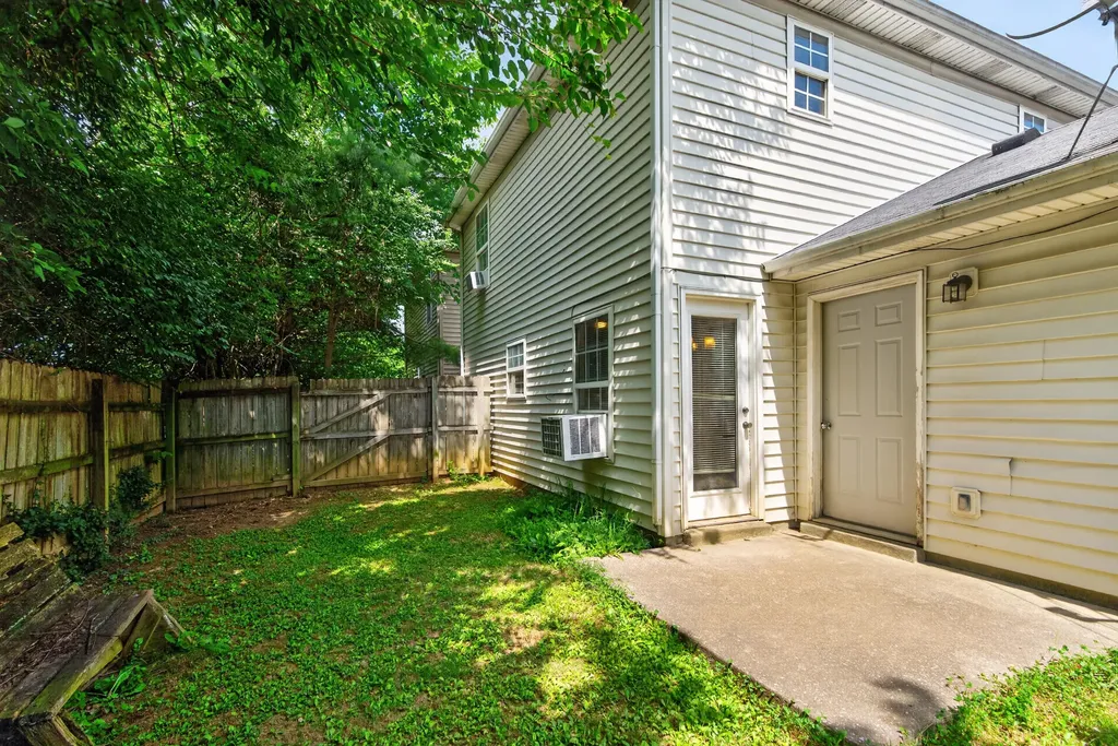 2143 Fortune Hill Lane Lexington KY 40509