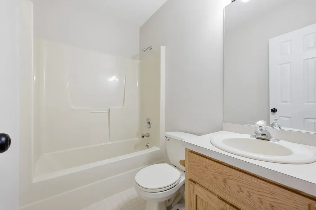 1336 Bonnie Blue Loop Lawrenceburg KY 40342