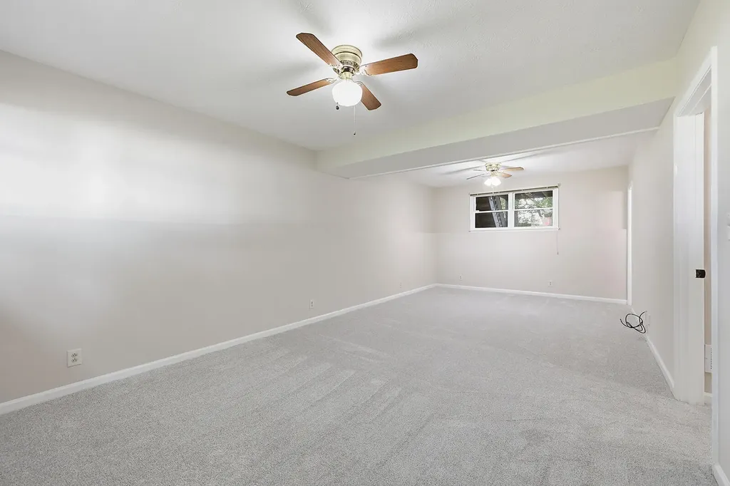 1336 Bonnie Blue Loop Lawrenceburg KY 40342