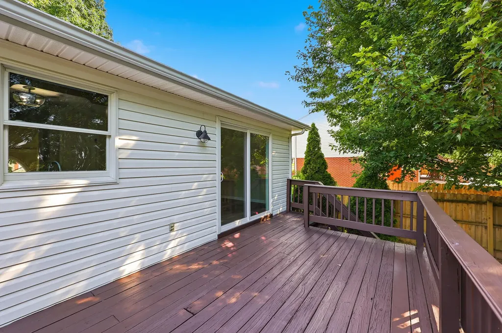 1336 Bonnie Blue Loop Lawrenceburg KY 40342