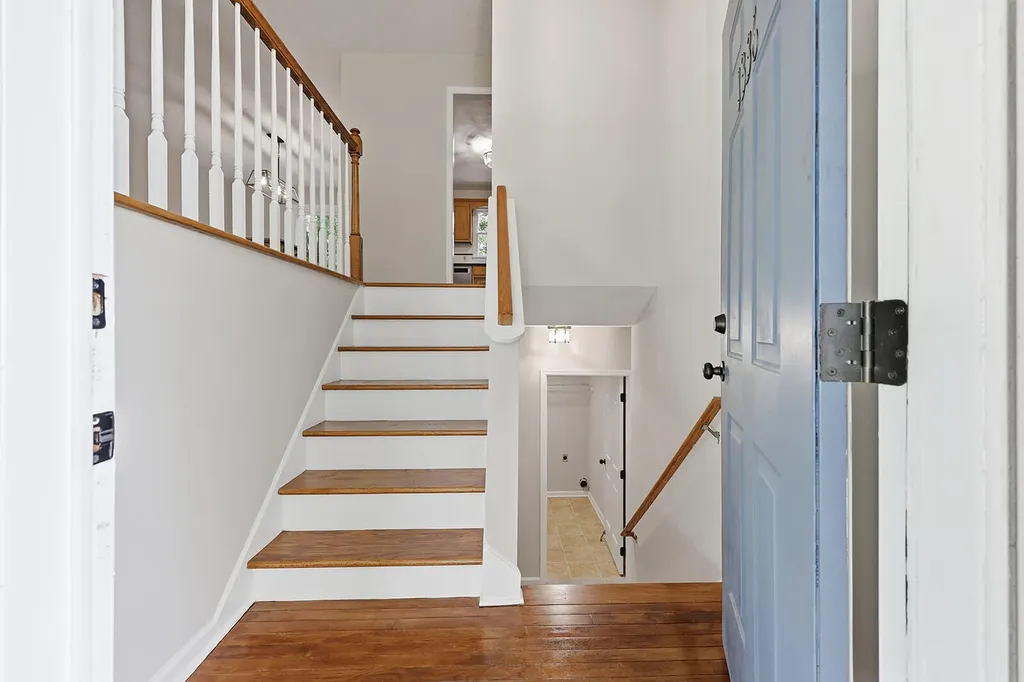 1336 Bonnie Blue Loop Lawrenceburg KY 40342