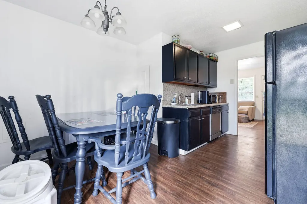 1326 Diuguid Drive Murray KY 42071