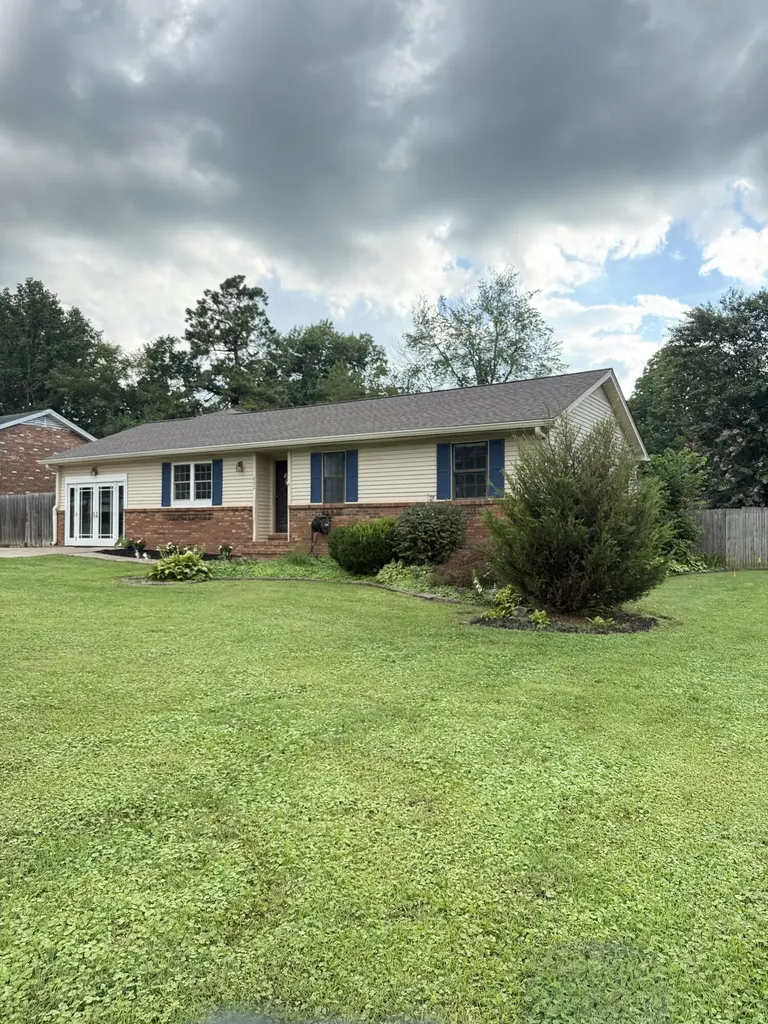 802 Broad Street Murray KY 42071