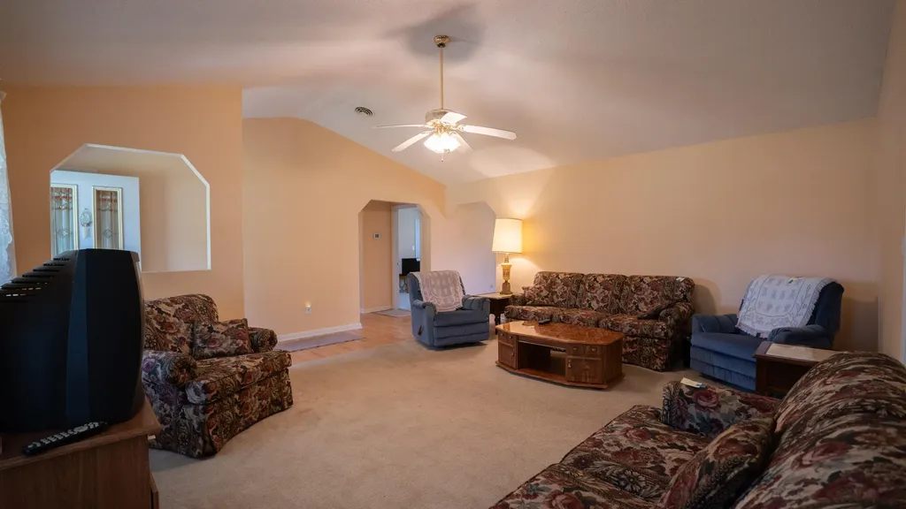 1135 Patterson Branch Road Somerset KY 42503
