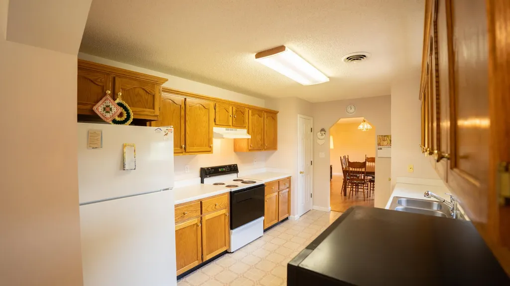 1135 Patterson Branch Road Somerset KY 42503