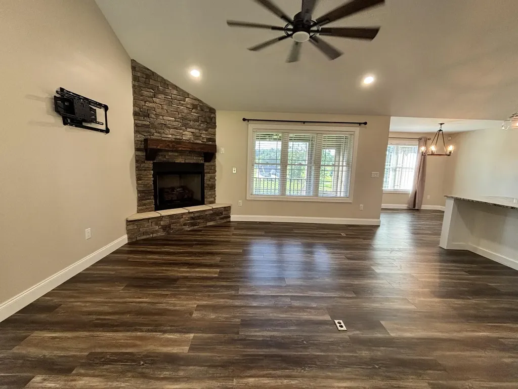 108 Twin Ponds Road Corbin KY 40701