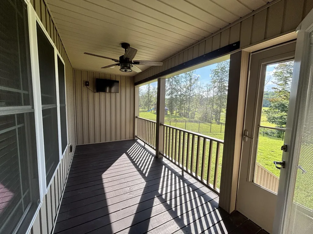 108 Twin Ponds Road Corbin KY 40701