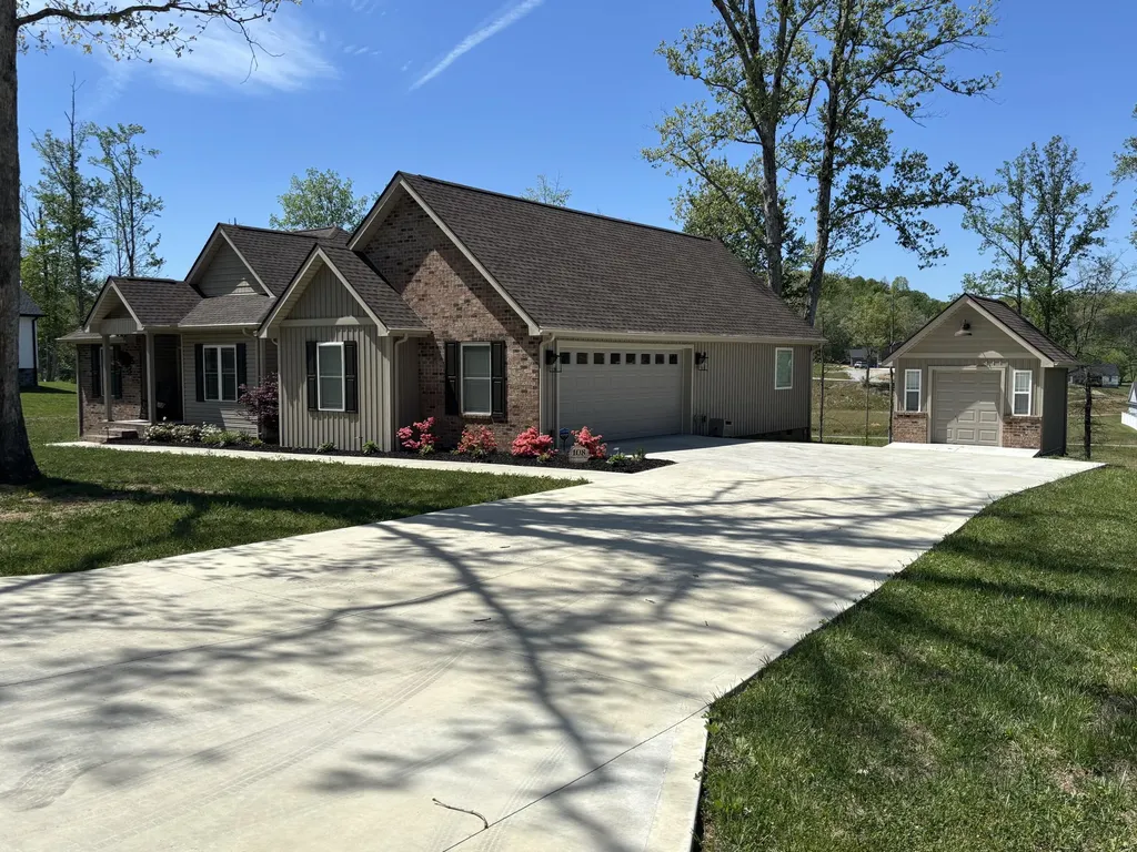 108 Twin Ponds Road Corbin KY 40701