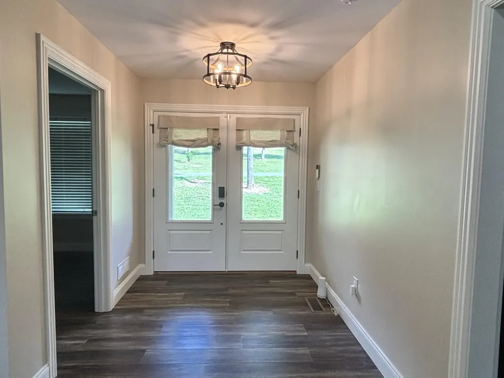 108 Twin Ponds Road Corbin KY 40701