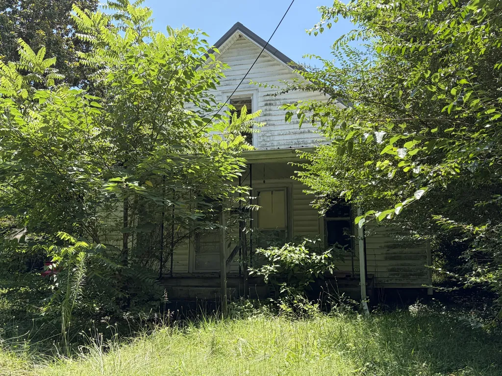 2116 Center Street Paducah KY 42001