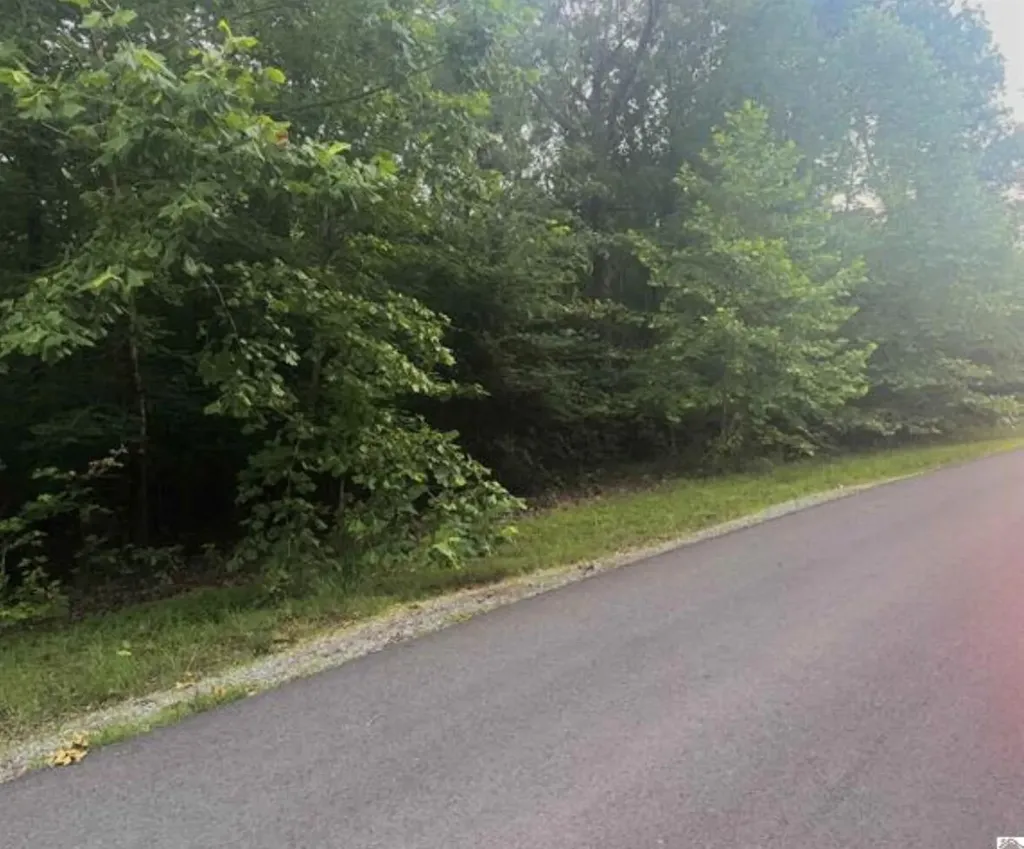 44 Mariner Lane Murray KY 42071